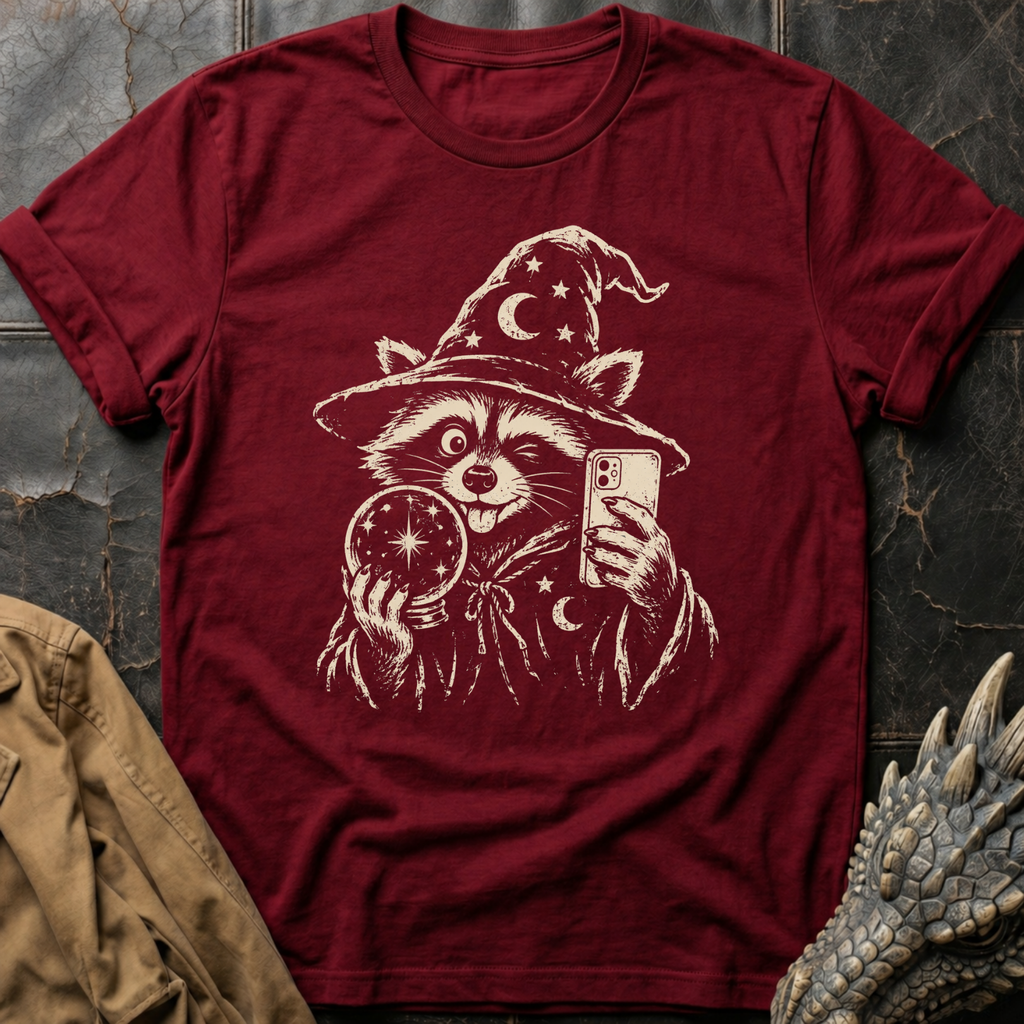 Racoon Selfie | T-Shirt