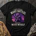Many Battles | T-Shirt