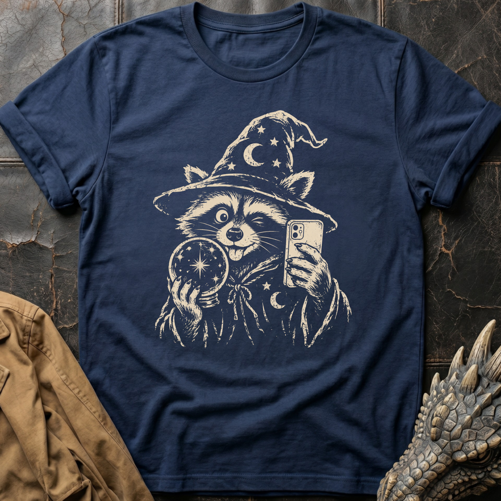 Racoon Selfie | T-Shirt