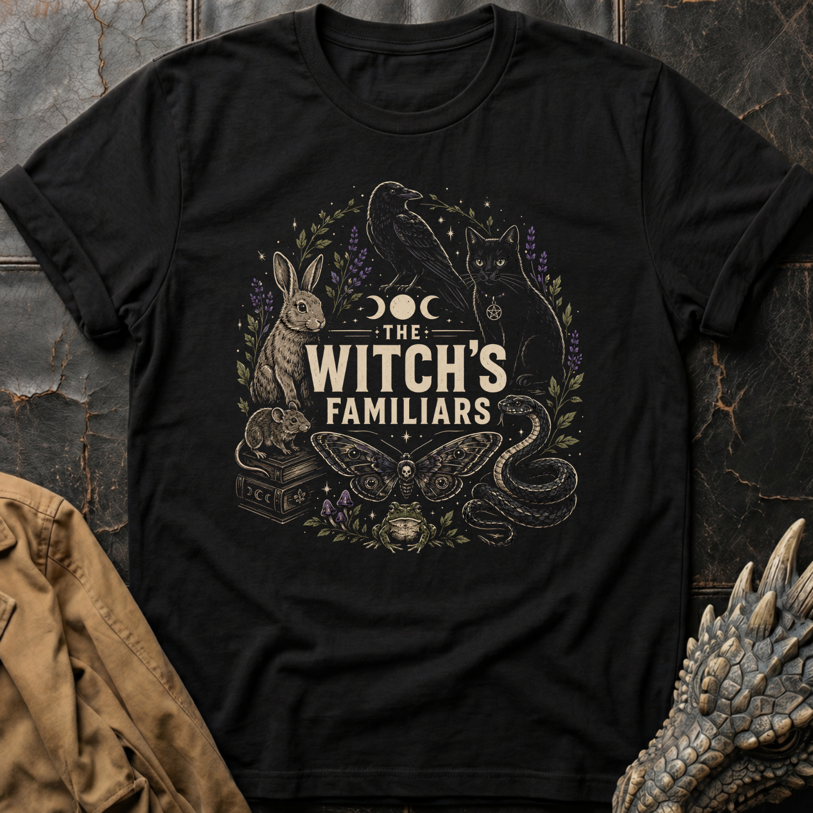Witch's Familiars | T-Shirt