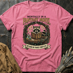 Raccoon Reading | T-Shirt