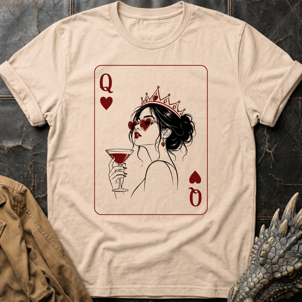 Queen Of Hearts | T-Shirt