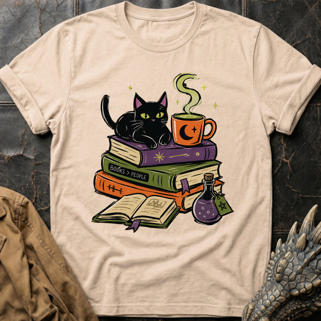 The Cozy Familiar | T-Shirt