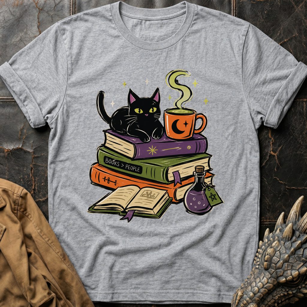 The Cozy Familiar | T-Shirt